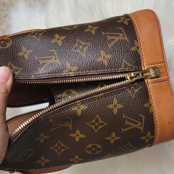 LV Alma - Picture 9 of 17